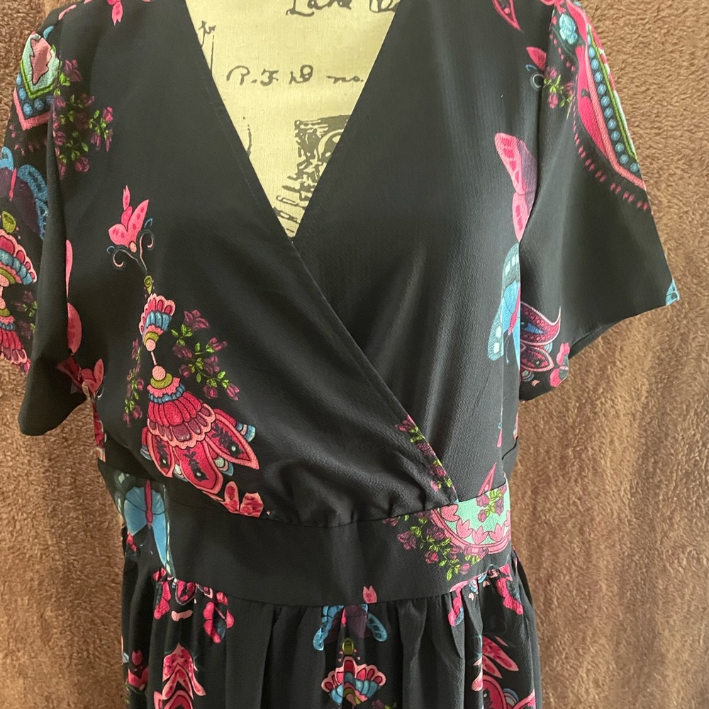 Lovely multi colored maxi dress